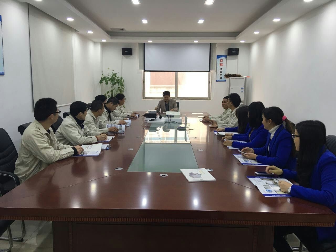 China Dongguan Jintong Plastic Machinery Co., Ltd. company profile