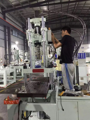 JTT-550DM Double Slide Table Vertical Plastic Injection Molding Machine For ABS/PP Processing