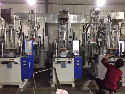 Customizable 45T Plastic Fan Injection Molding Machine Vertical