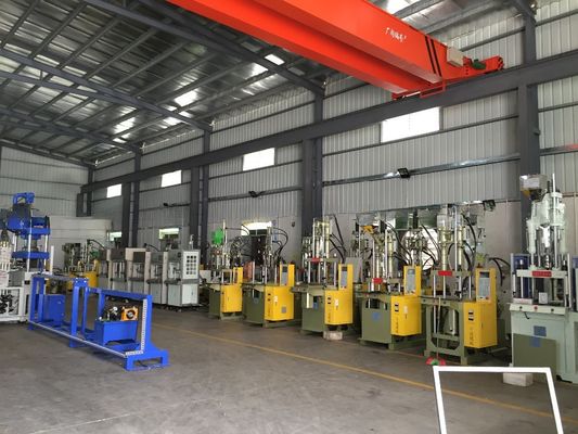 15T PVC Micro Vertical Plastic Moulding Machine For Small-Scale Production Needs
