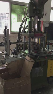 Semi Automatic Vertical Injection Moulding Machine 20T For Spare Parts After Service